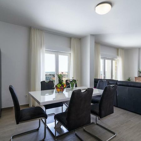Apartments Apollo 特罗吉尔 外观 照片